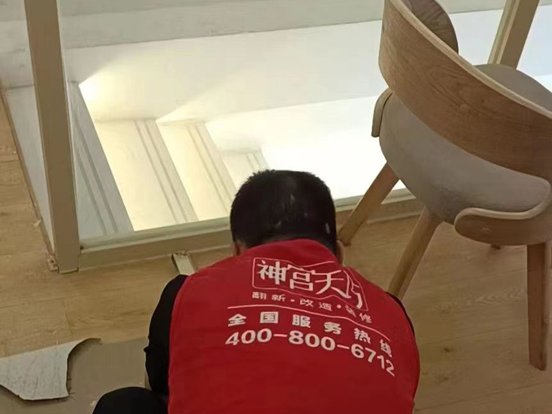 卫生间吊顶一般多少钱一平？不同的吊顶材质对应不同的装修价格(图1)