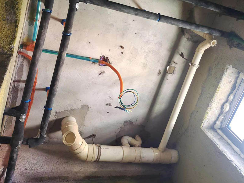 新房装修水路选择走顶还是走地？(图1)