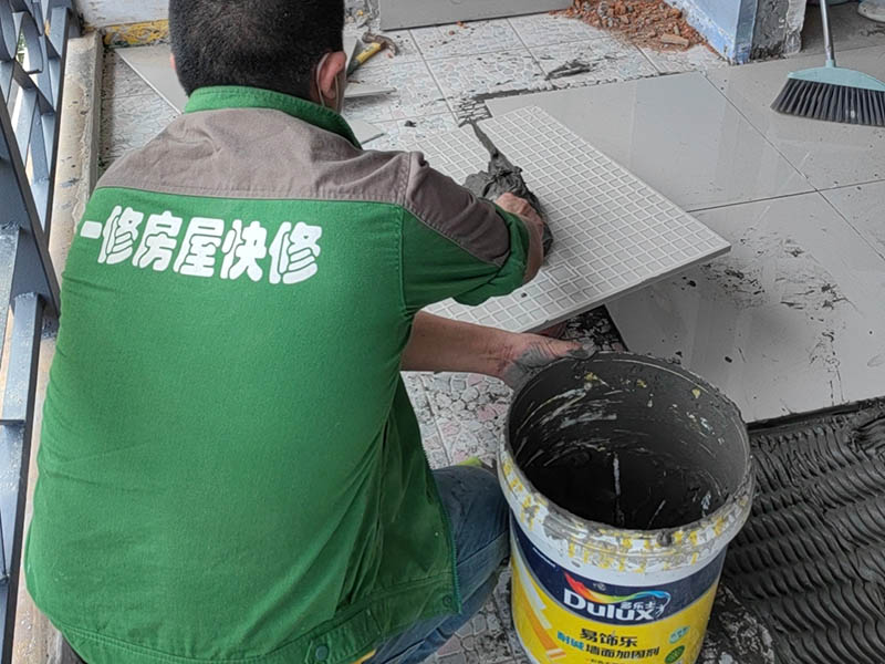 成都双流瓷砖修补师傅哪里找(图1)